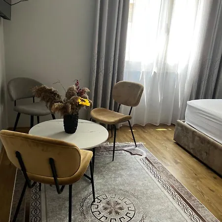Apartman Denis Tirana
